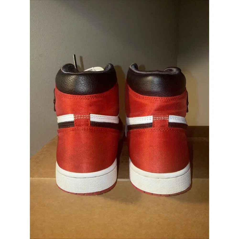 Air Jordan 1 Retro High OG Women's Size 10 Mens 8.5 'Satin Bred' No Box
